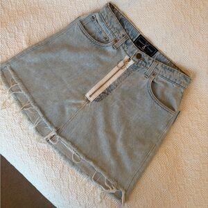 Levis X American Vintage Denim Mini skirt - Size 28
